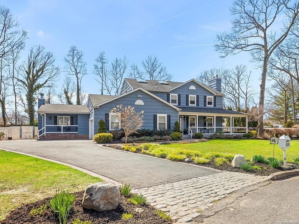 1st image of 12 Hillcrest Pl