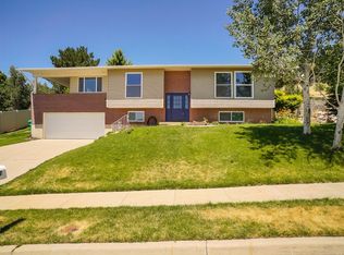 217 E Peach Tree Dr, Centerville, UT 84014