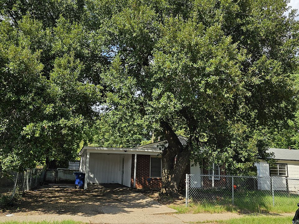 1st image of 3540 Clarke Blvd