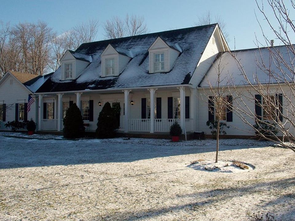 1st image of 1734 E Haymarket Way