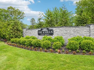 191 Knolls Dr, Stony Brook, NY 11790