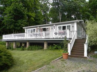 267 Fishcreek Rd, Saugerties, NY 12477