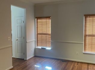 318 Singleton Cir, Warrenton, VA 20186