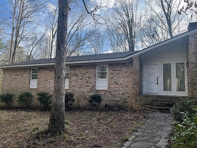 1st image of 810 Mill Creek Rd