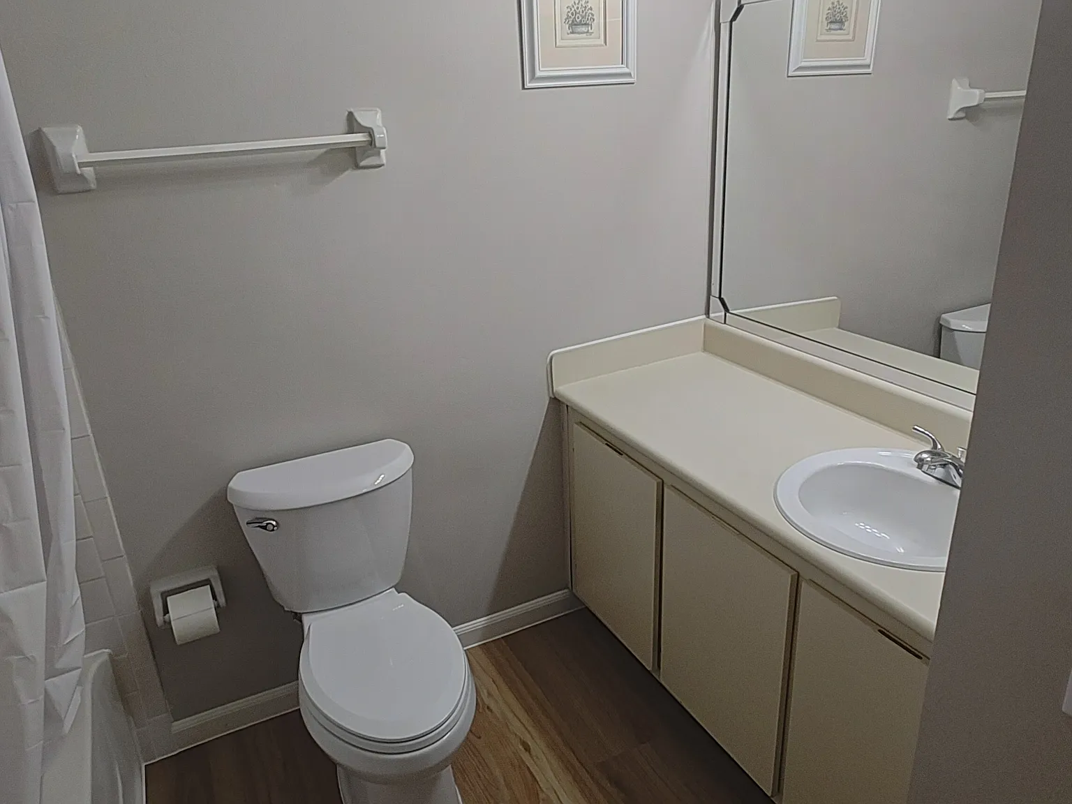 646 Kenwick Cir — Photo 4