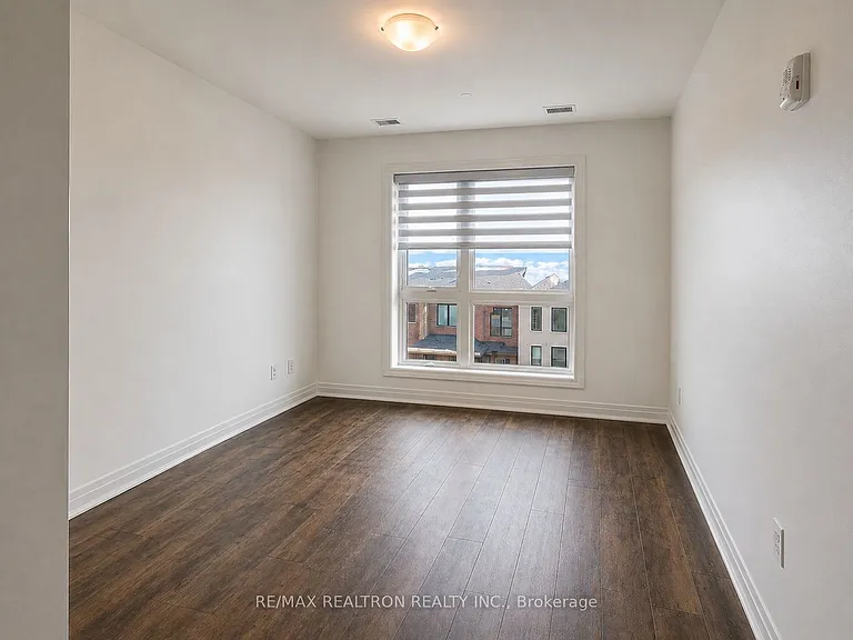 470 Gordon Krantz Ave #401 — Photo 4
