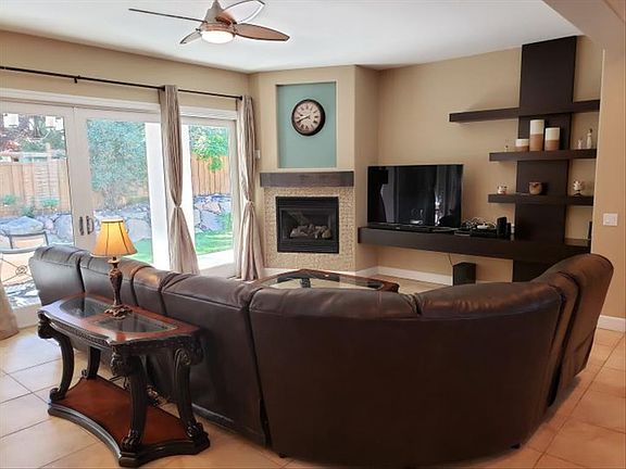 3rd image of 6324 Thistlewood Ct