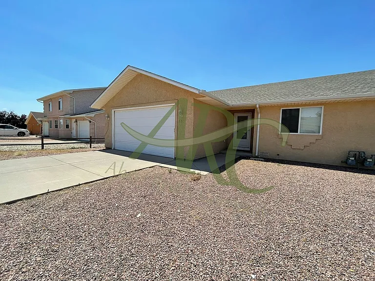 949-951 S Harmony Ln — Photo 2