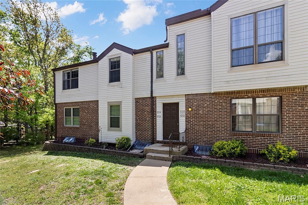 9714 Raintree Village Dr #3F