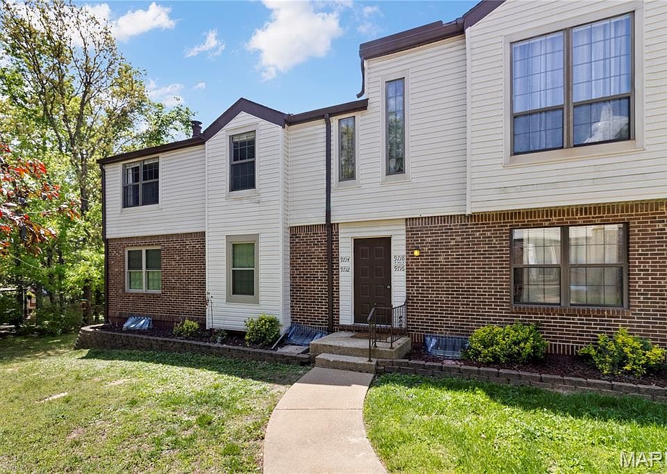 1st image of 9714 Raintree Village Dr #3F