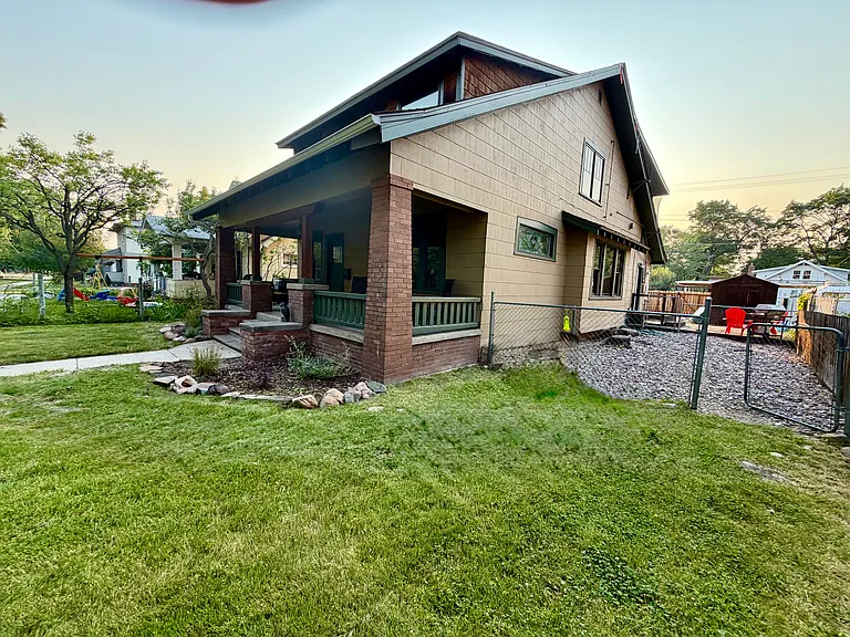 417 Blaine St — Photo 15