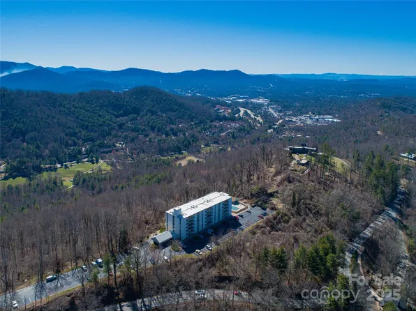 647 Town Mountain Rd APT 106, Asheville, NC 28804
