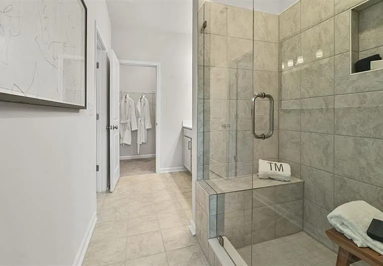323 Sammon Way — Photo 30