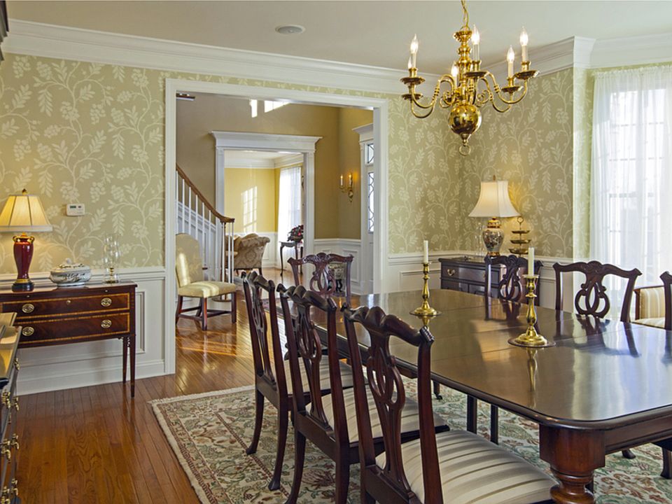 2nd image of 37 Sheppards Way