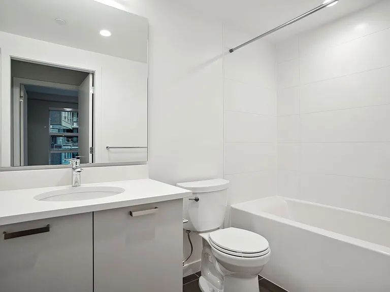 3435 Sawmill Cres — Photo 44