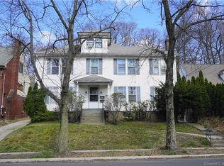 190 Oakland St, Bristol, CT 06010