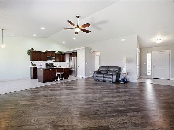 5th image of 5005 Pinehurst Dr