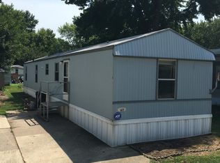 67 Alder Ct, Wood River, IL 62095