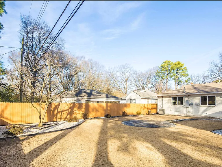 4853 Marion Ave — Photo 32