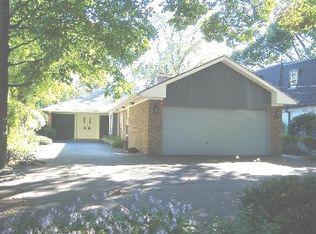 1508 Edgewood Ln, Winnetka, IL 60093