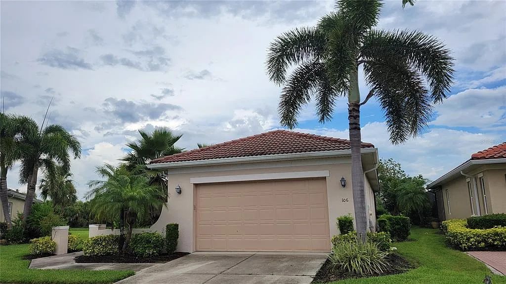 3 bed, 2.0 bath, 1756 sqft, $4,995 — Photo 2