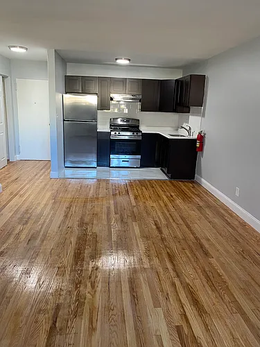 300 Westfield Ave E #2 Photo 1
