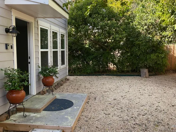 5406 Sunshine Dr, Austin, TX 78756
