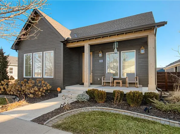 8129 N Farley Ave, Kansas City, MO 64158