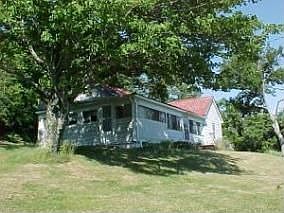2nd image of 8514 Willett Ln
