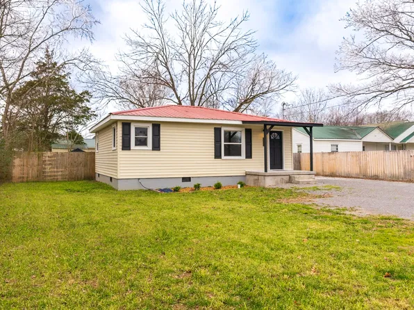 403 Cedar Ln, Tullahoma, TN 37388