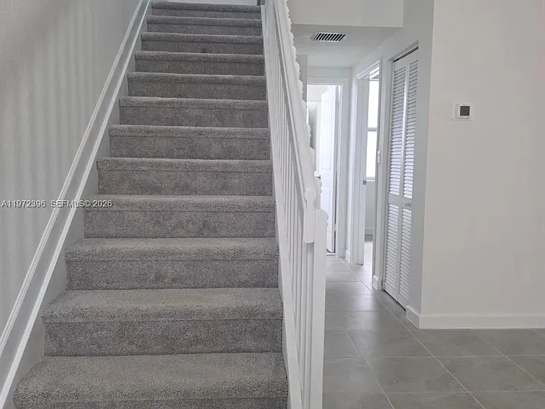 2741 SE 24th Ct #2741 — Photo 3