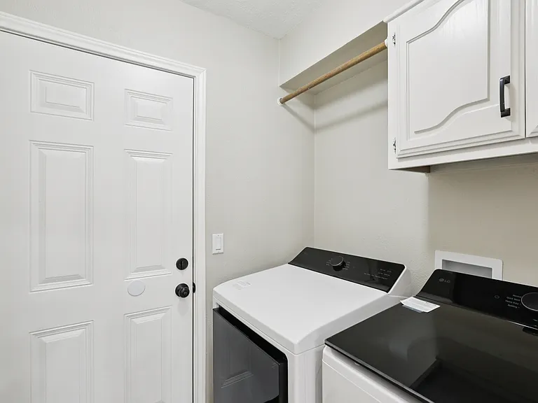 2732 Deep Valley Trl — Photo 9