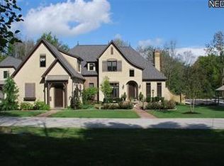 7774 Bainbridge Rd, Chagrin Falls, OH 44023