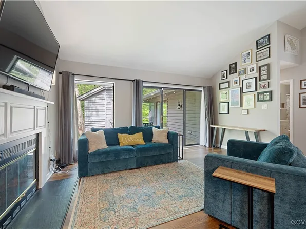 2842 Woodbridge Crossing Ct, Midlothian, VA 23112