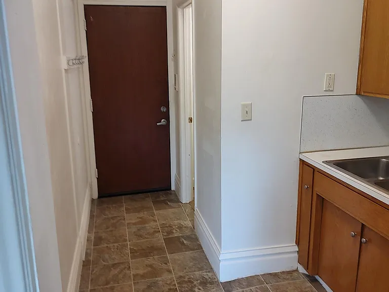 115 S Rum River Dr #21 — Photo 5