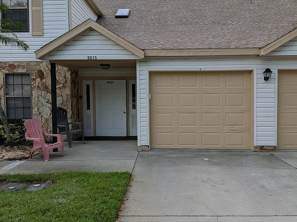 9025 Manchester Ln #22D