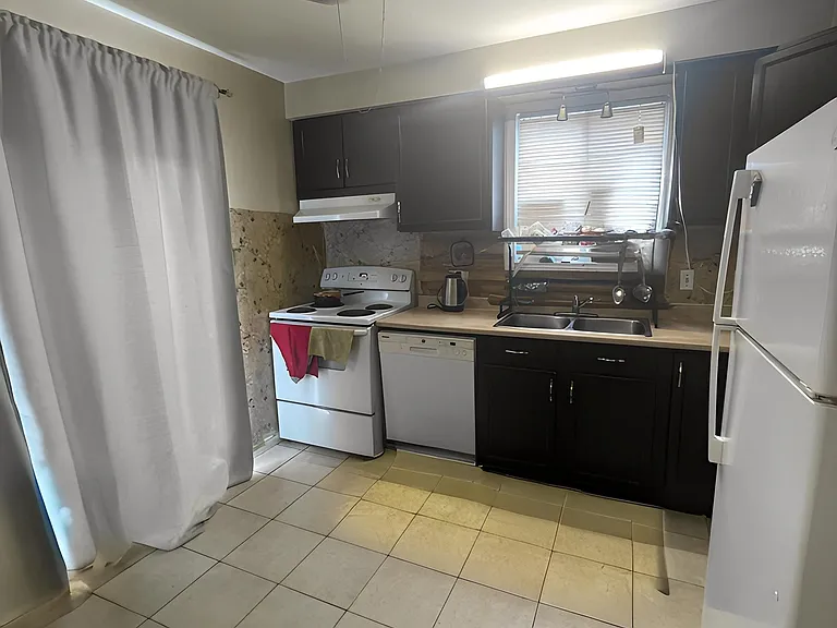 461 Red River Dr — Photo 4