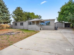 15879 Sunburst Dr, Caldwell, ID 83607