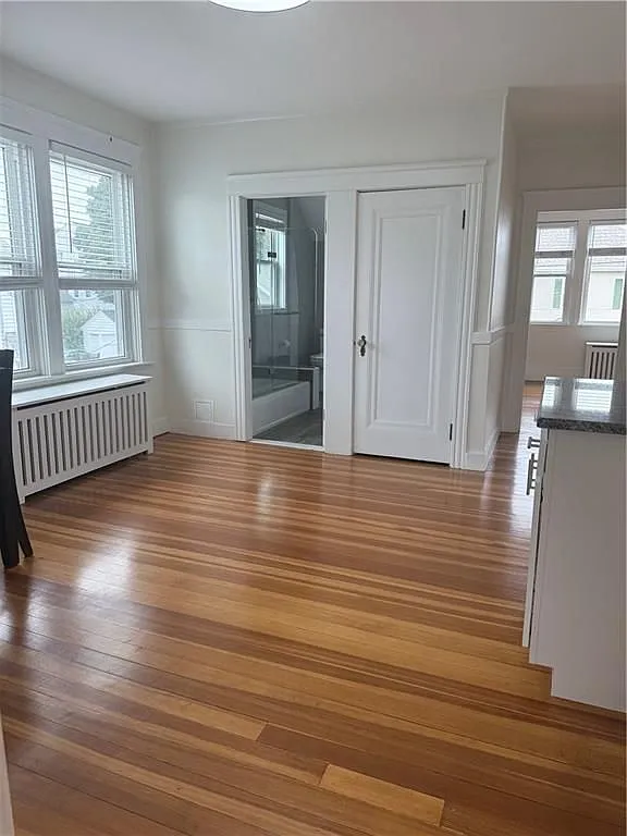 2 bed, 1.0 bath, 1176 sqft, $1,900 — Photo 4