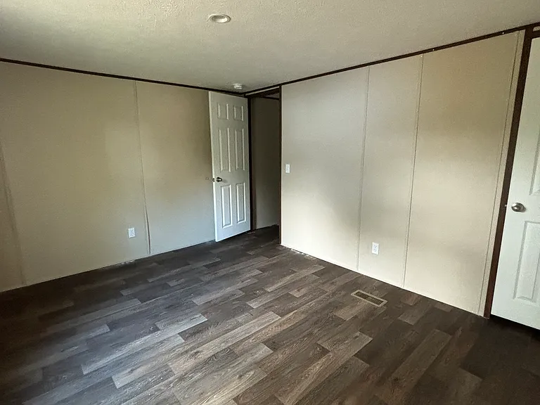 167 White Rd — Photo 8