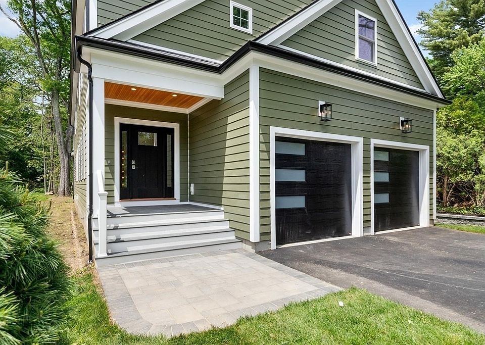1st image of 89 Spring St