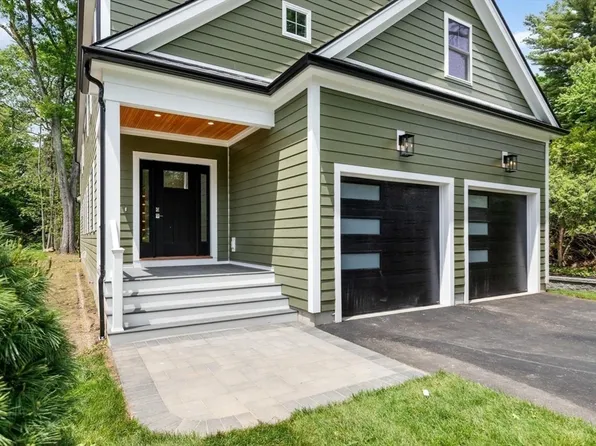 89 Spring St, Lexington, MA 02421