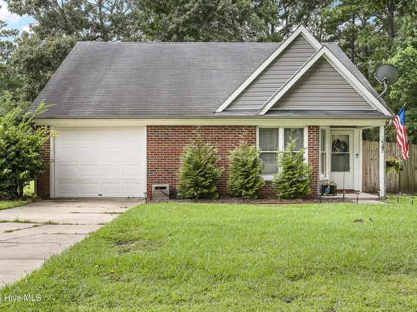 547 Shadowridge Road, Jacksonville, NC 28546