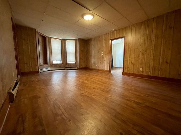 2nd image of 7 Church St APT 6