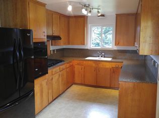 2115 N 115th St, Seattle, WA 98133