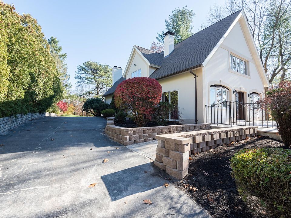 15 Pine Tree Dr, Saugus, MA 01906 | Zillow
