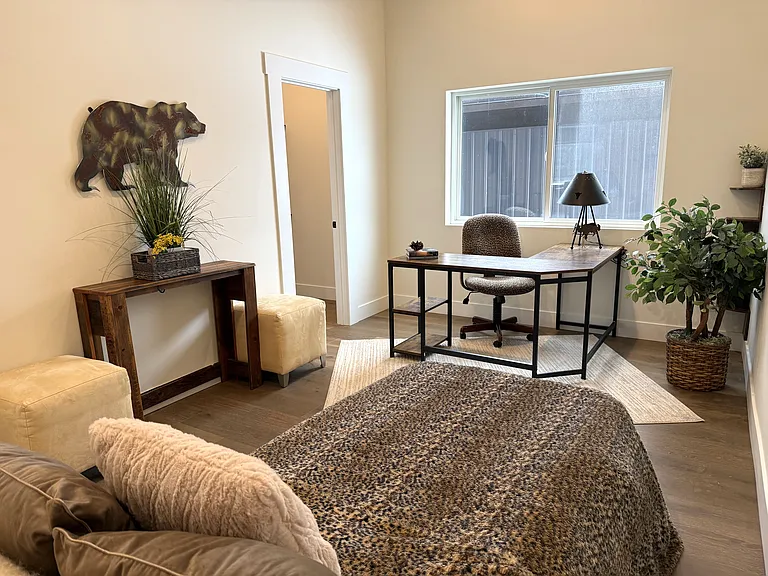 233 Cowboy Dr — Photo 18