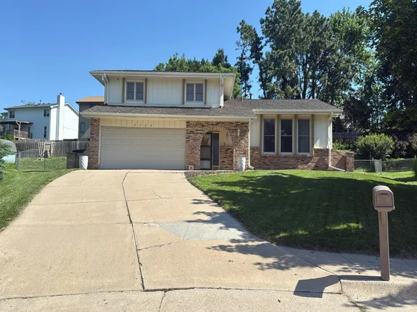 2736 N 125th Cir, Omaha, NE 68164