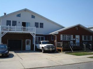 218 37th St, Sea Isle City, NJ 08243