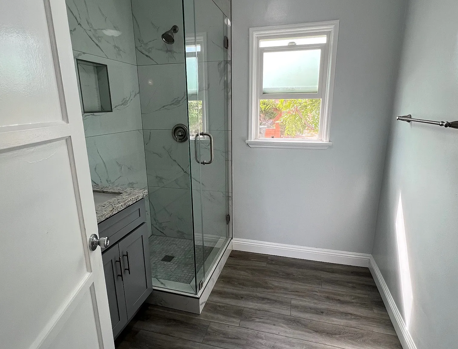 Studio, 375 sqft, $1,750 — Photo 3